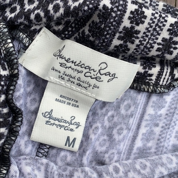 Patterned Maxi Skirt - Picture 3 of 3